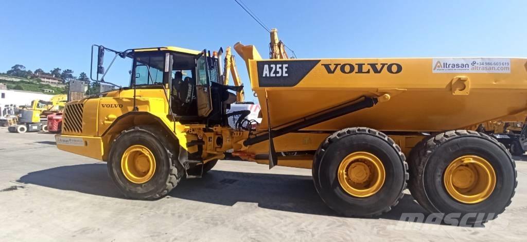 Volvo A 25 E アーティキュレート式ダンプトラック