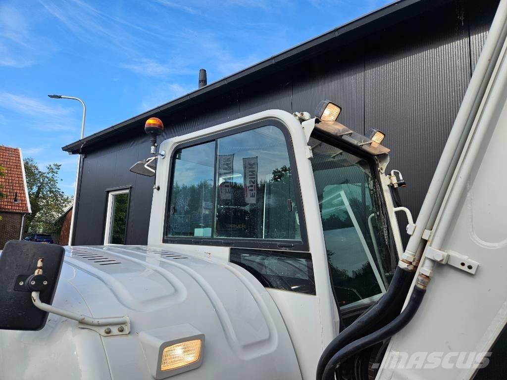 Takeuchi TB 290 中型油圧ショベル 7ｔ-12ｔ（ユンボ・パワーショベル・バックホー）