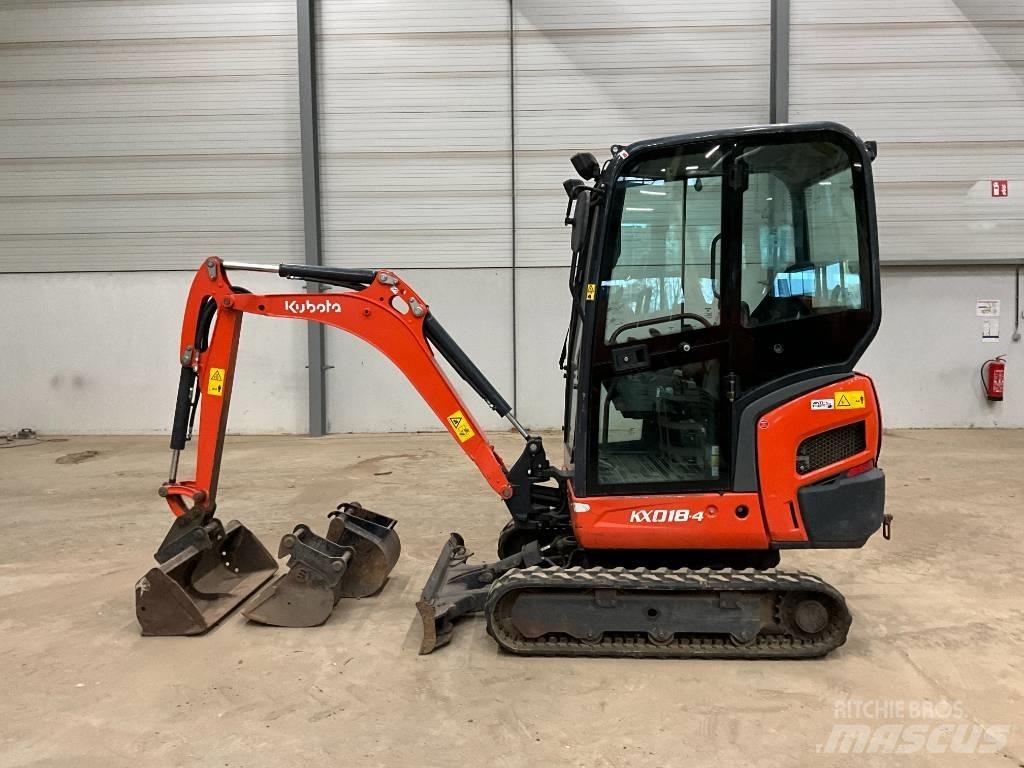 Kubota KX 018-4 ミニ油圧ショベル 7t以下（ミニユンボ・ミニディガー）