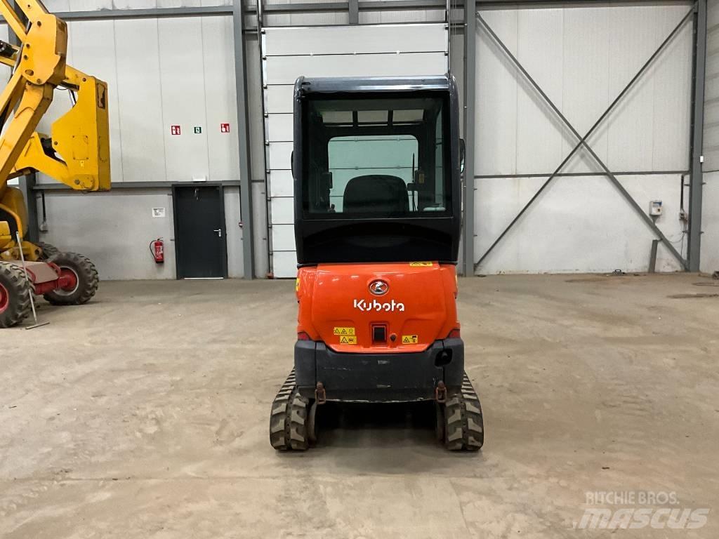 Kubota KX 018-4 ミニ油圧ショベル 7t以下（ミニユンボ・ミニディガー）