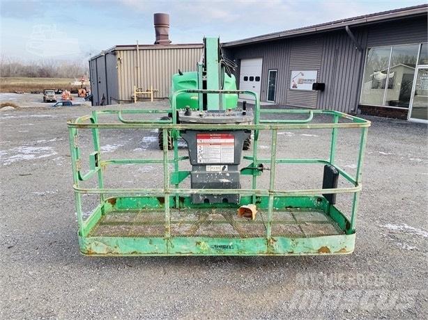 JLG 460 SJ ブームリフト　直伸型