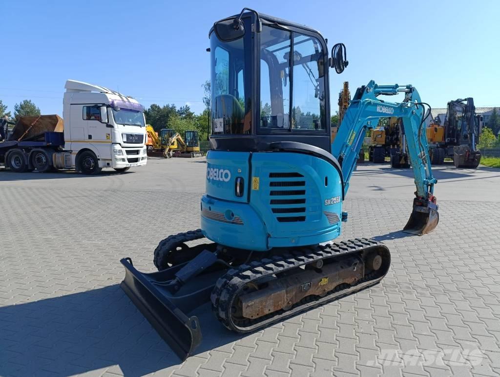 Kobelco SK25SR-6 ミニ油圧ショベル 7t以下（ミニユンボ・ミニディガー）