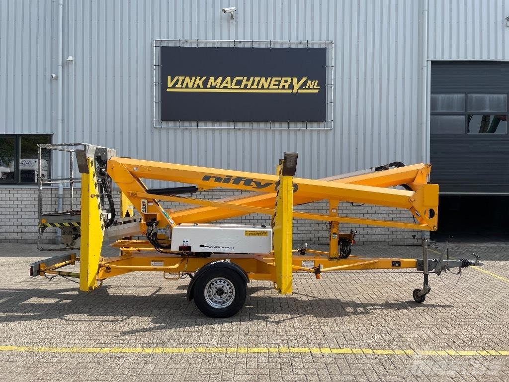 Niftylift 170 H E 高所作業台付トレーラー