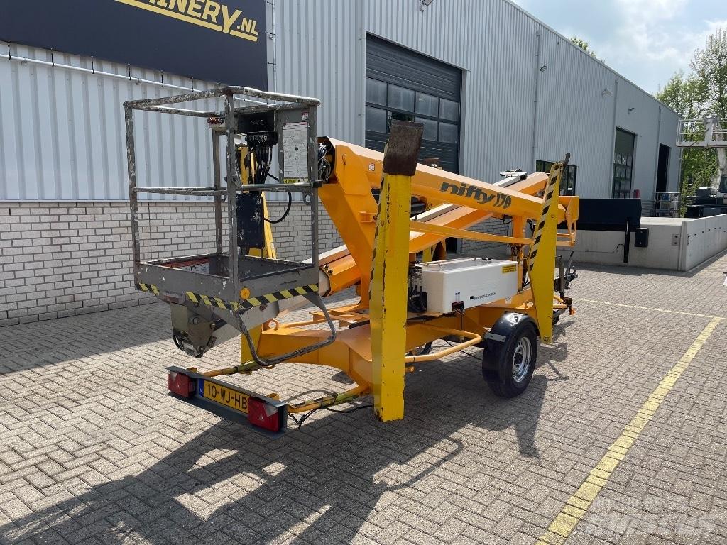 Niftylift 170 H E 高所作業台付トレーラー