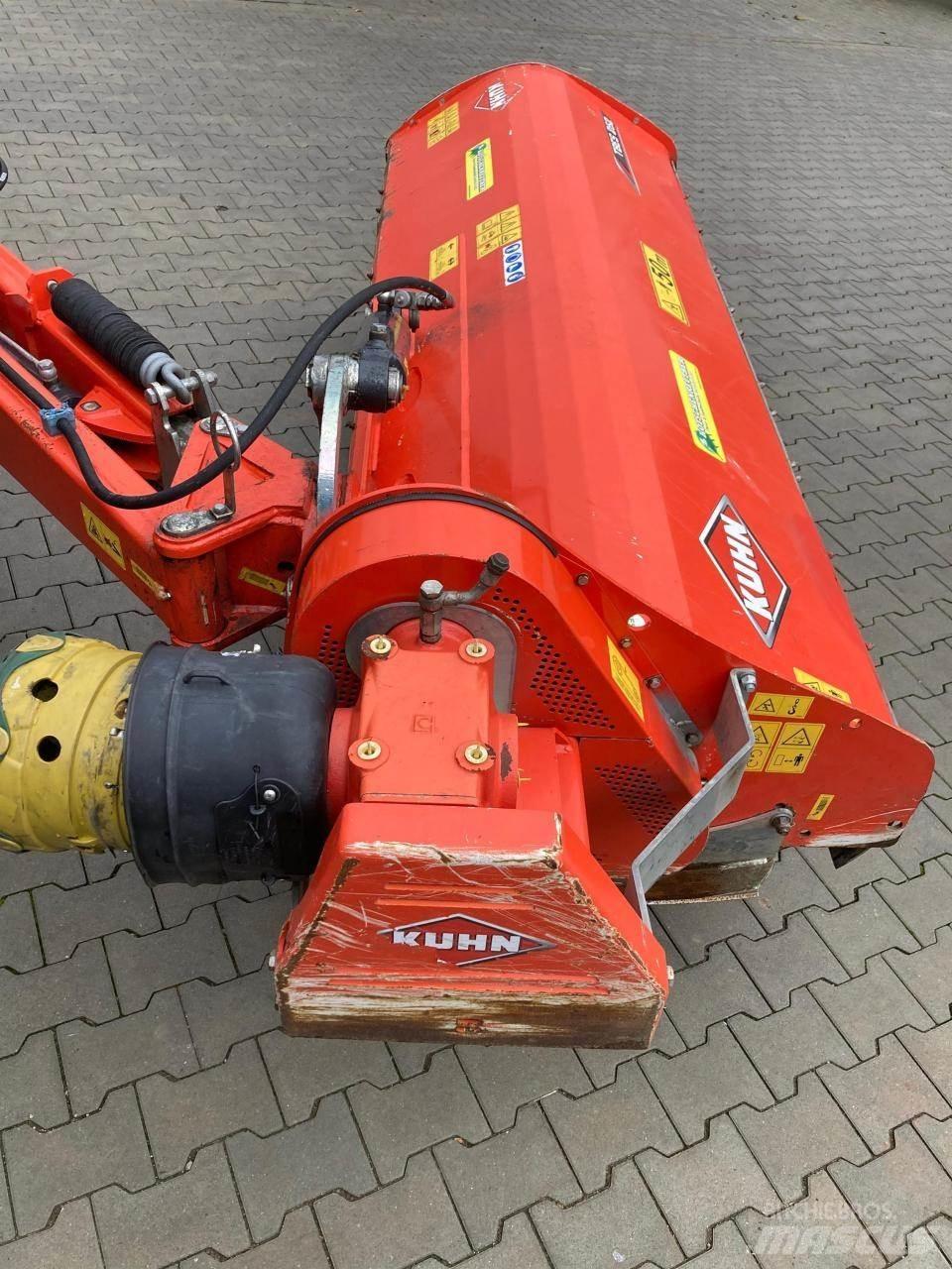 Kuhn TBES 262 モアー
