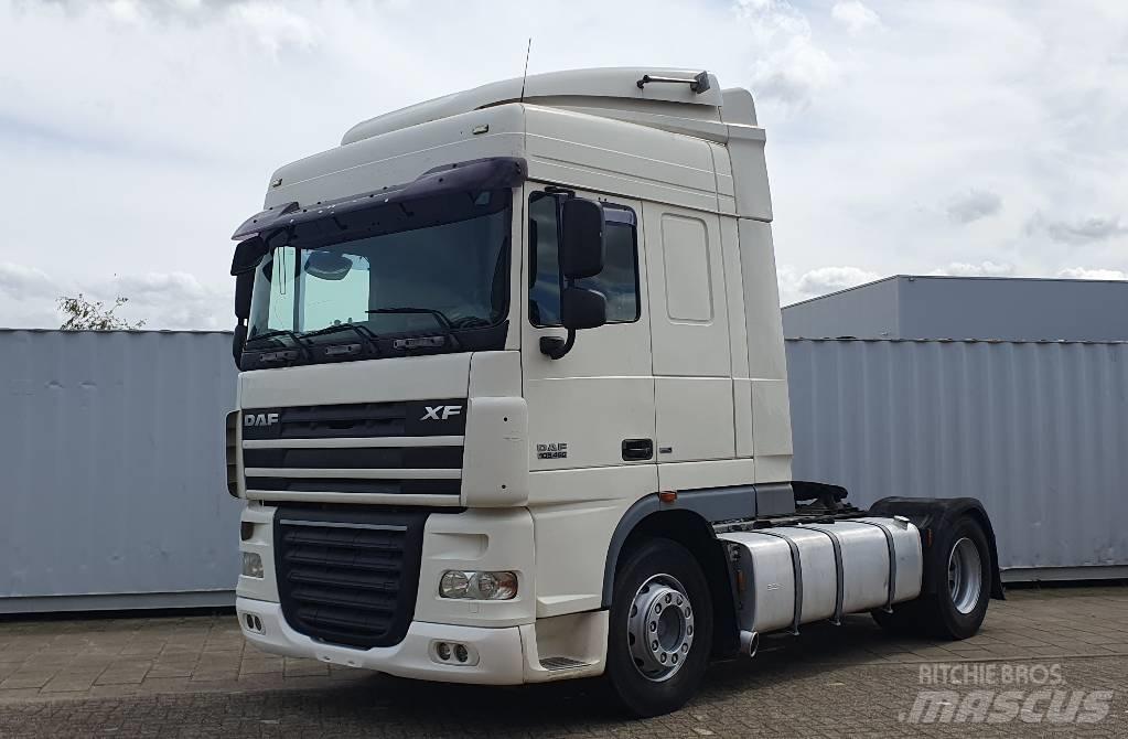 DAF XF 105.460 中古トラクターヘッド | トレーラーヘッド
