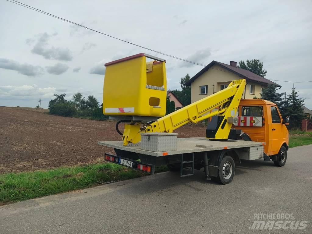 FS Lublin 3 トラック高所作業車