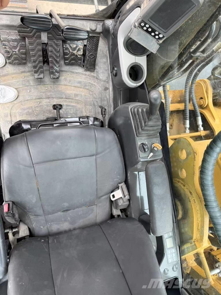 CAT 330 D L 大型油圧ショベル12t以上（パワーショベル・ユンボ）
