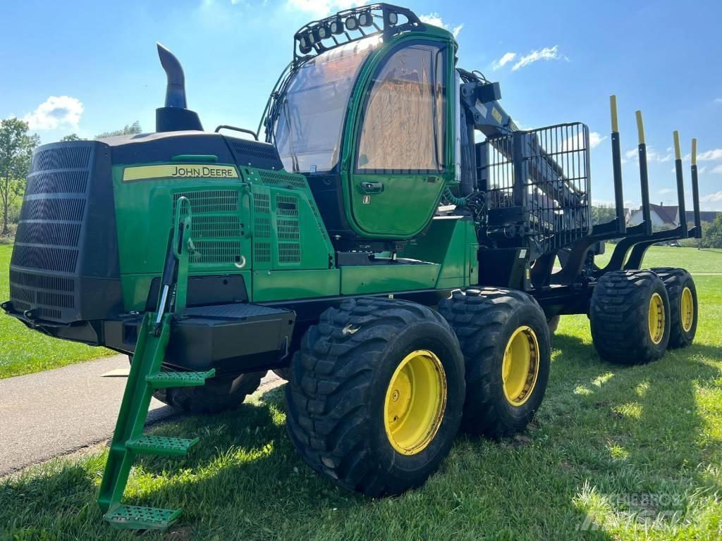 John Deere 1510 G フォワーダー