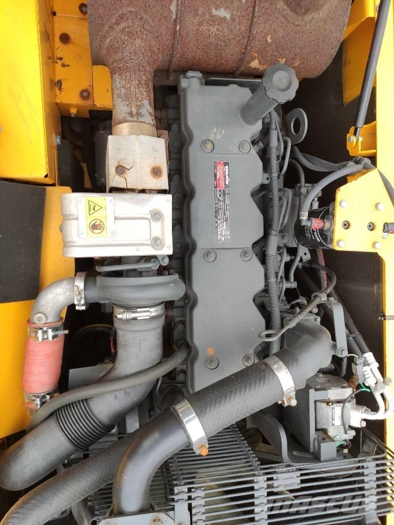 Komatsu PC 200 LC-8L 大型油圧ショベル12t以上（パワーショベル・ユンボ）