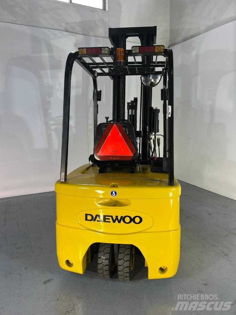 Daewoo B18T-2 バッテリーフォークリフト