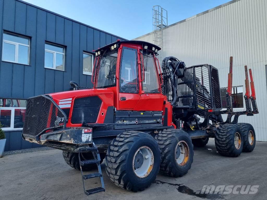 Komatsu 875 フォワーダー