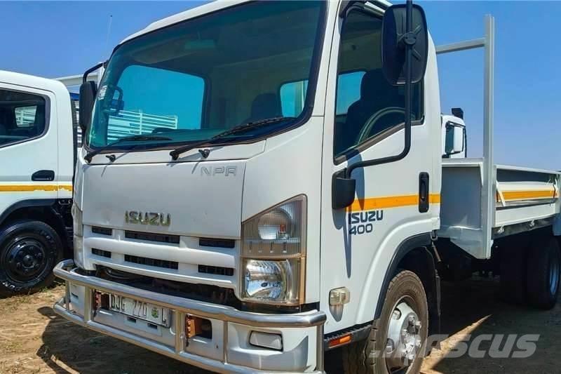 Isuzu NPR400 その他トラック