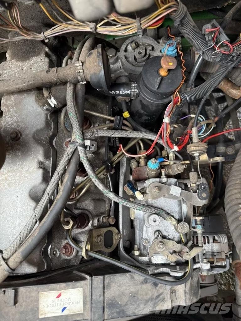 John Deere 1903 乗用・自走モア/芝刈り機