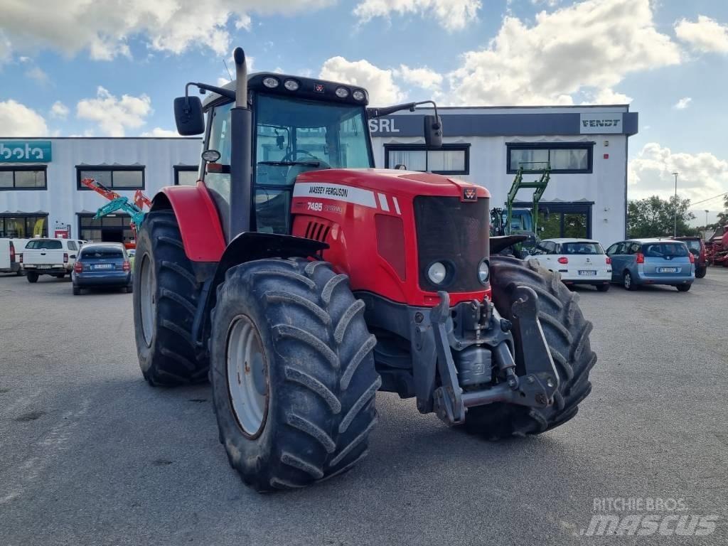 Massey Ferguson 7495 トラクター