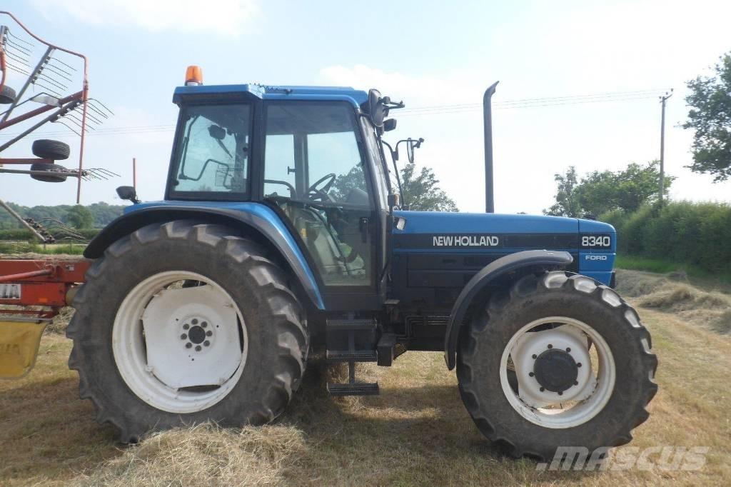 New Holland 8340 トラクター