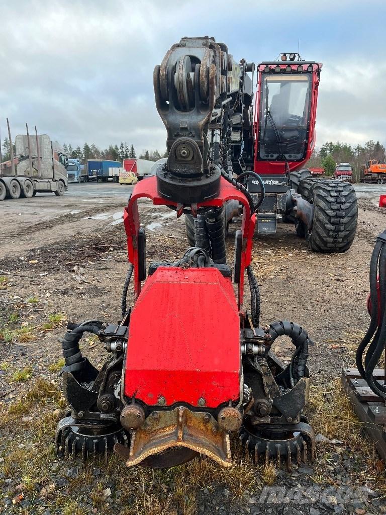 Komatsu 911 ハーベスター