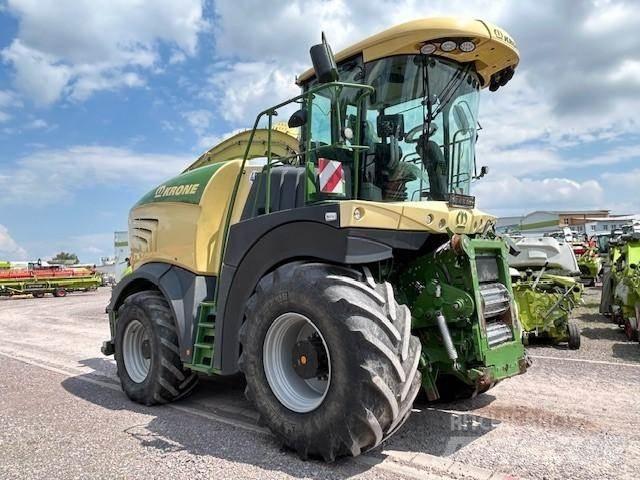 Krone BIG X 580 自走式フォレージハーベスター