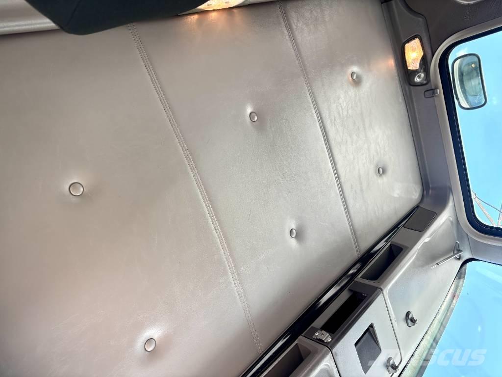 Kenworth T 800 中古トラクターヘッド | トレーラーヘッド