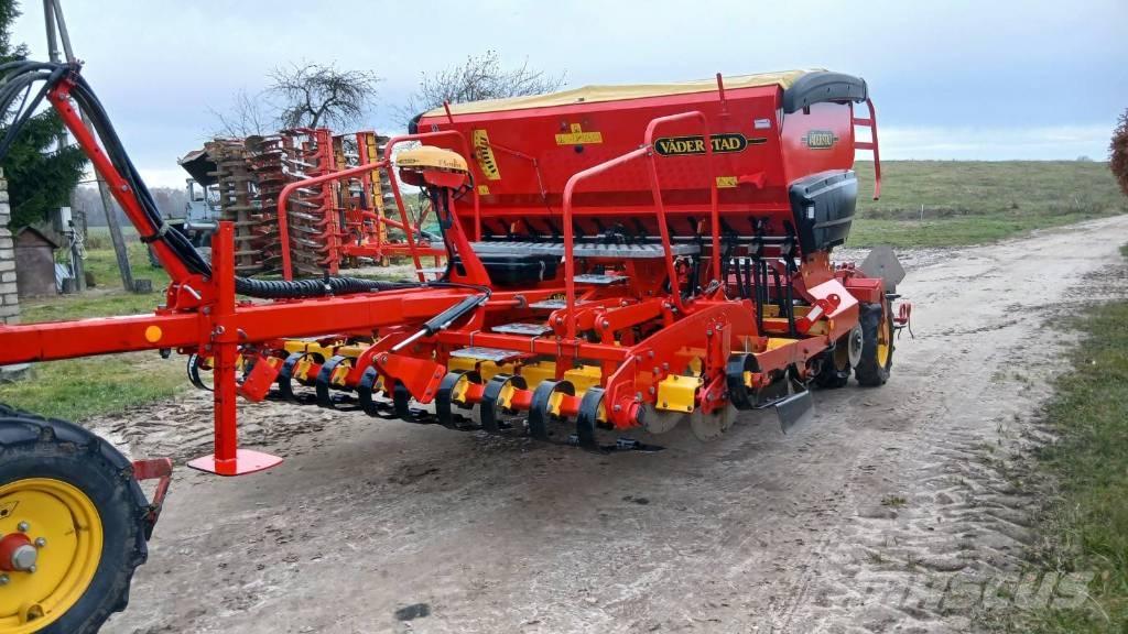 Väderstad Rapid300C ドリル