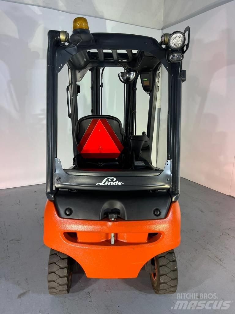 Linde E 16 P バッテリーフォークリフト