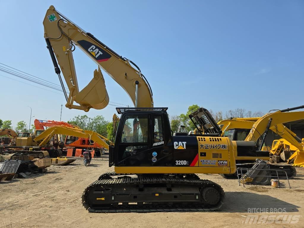 CAT 320D2 大型油圧ショベル12t以上（パワーショベル・ユンボ）