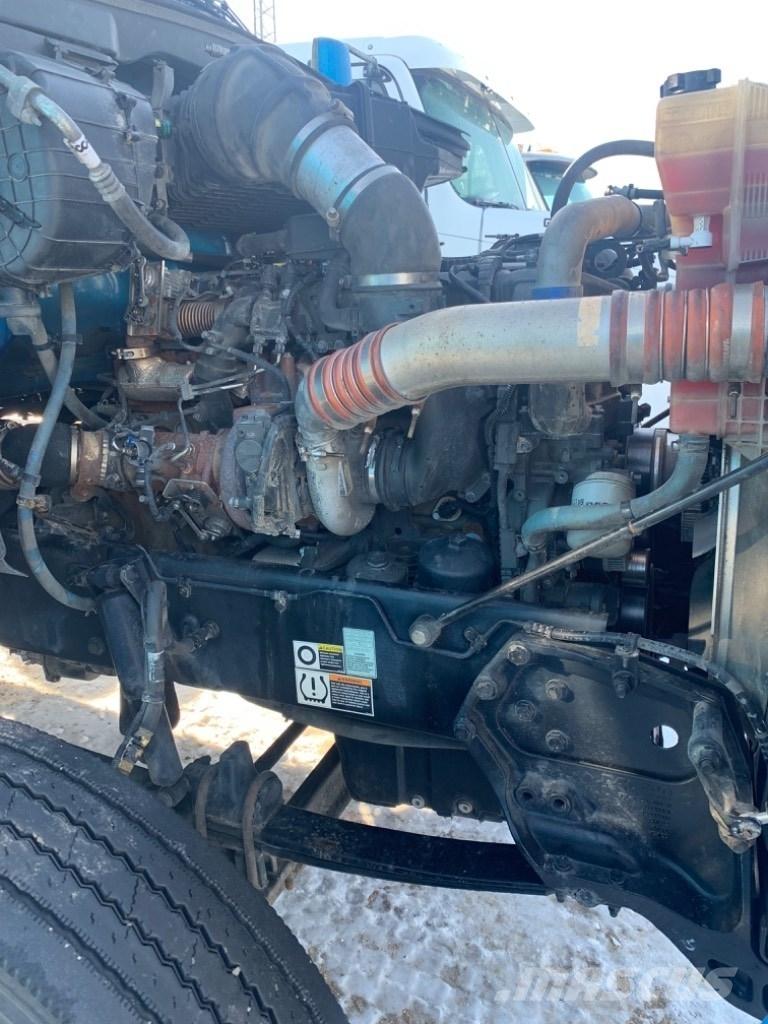 Kenworth T-880 中古トラクターヘッド | トレーラーヘッド
