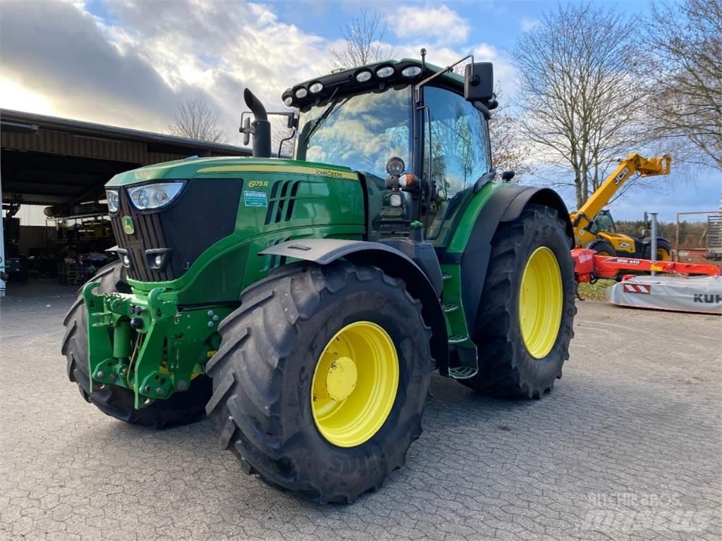 John Deere 6175 R トラクター