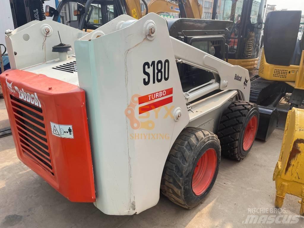 Bobcat S180 スキッドステアローダー