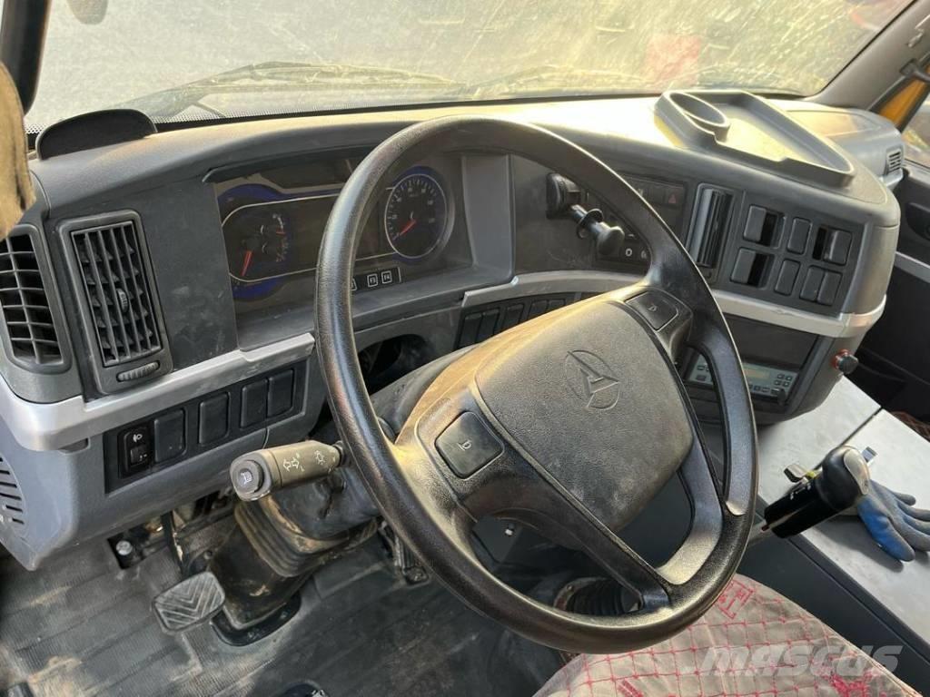 Sany STC250C5-2 オールテレーンクレーン