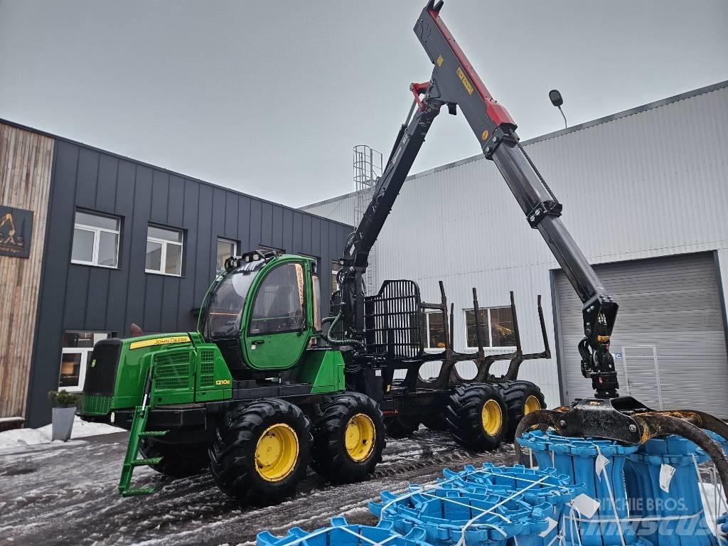 John Deere 1210 E フォワーダー