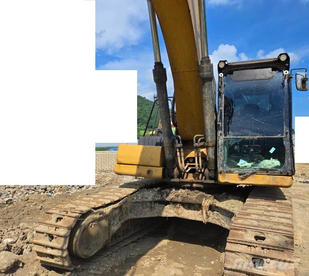 CAT 330 大型油圧ショベル12t以上（パワーショベル・ユンボ）