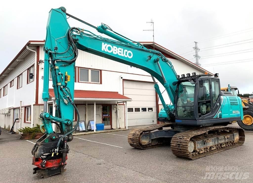 Kobelco SK210LC-10 大型油圧ショベル12t以上（パワーショベル・ユンボ）