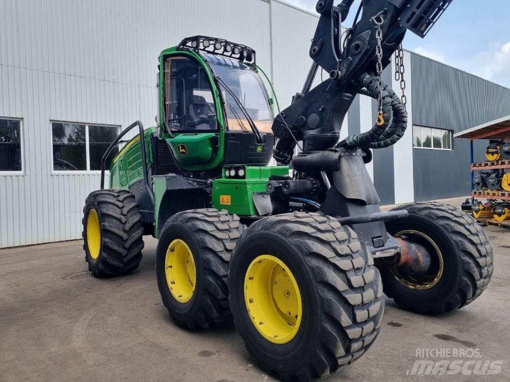 John Deere 1270 G ハーベスター