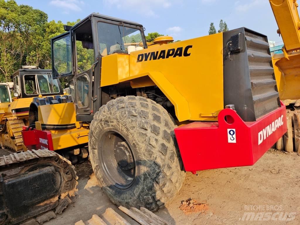 Dynapac CA 301 D 振動ローラ