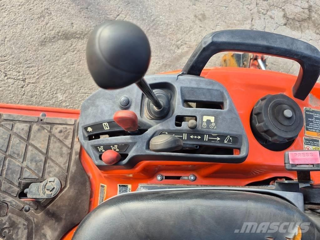 Kubota BX 23 コンパクトトラクター