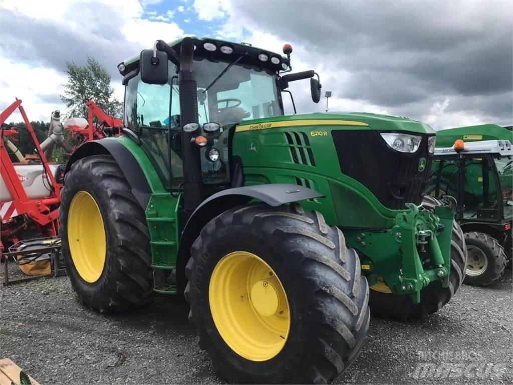 John Deere 6210R トラクター
