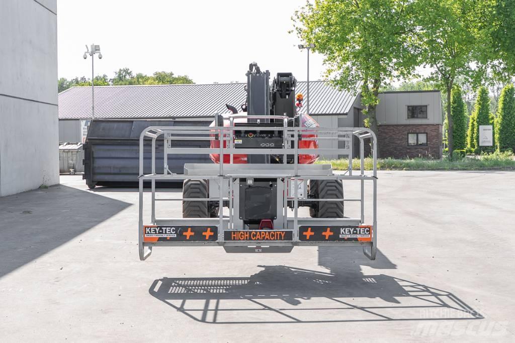 Manitou 160 ATJ RC ブームリフト　屈伸型