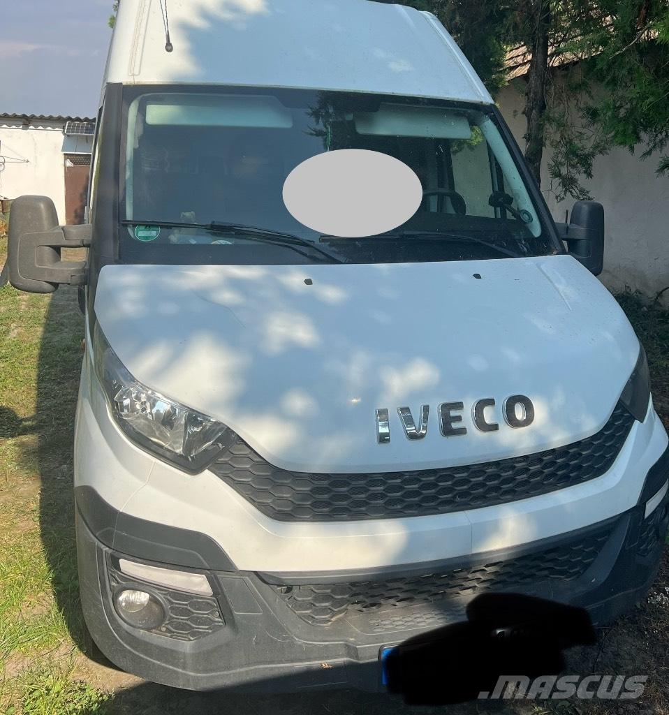 Iveco Daily 35S15 パネルバン