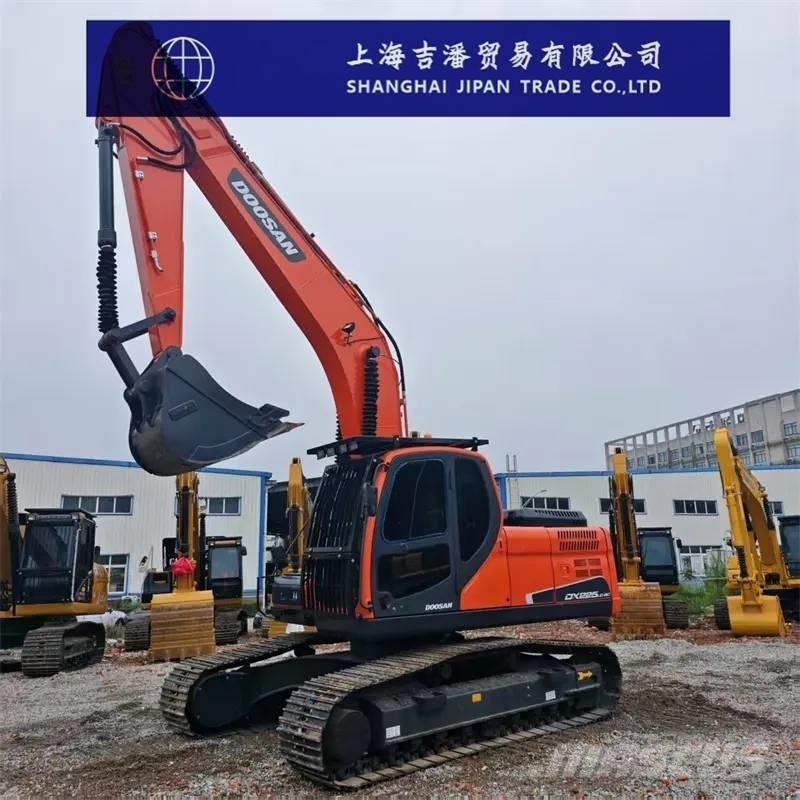Doosan DX 225 大型油圧ショベル12t以上（パワーショベル・ユンボ）