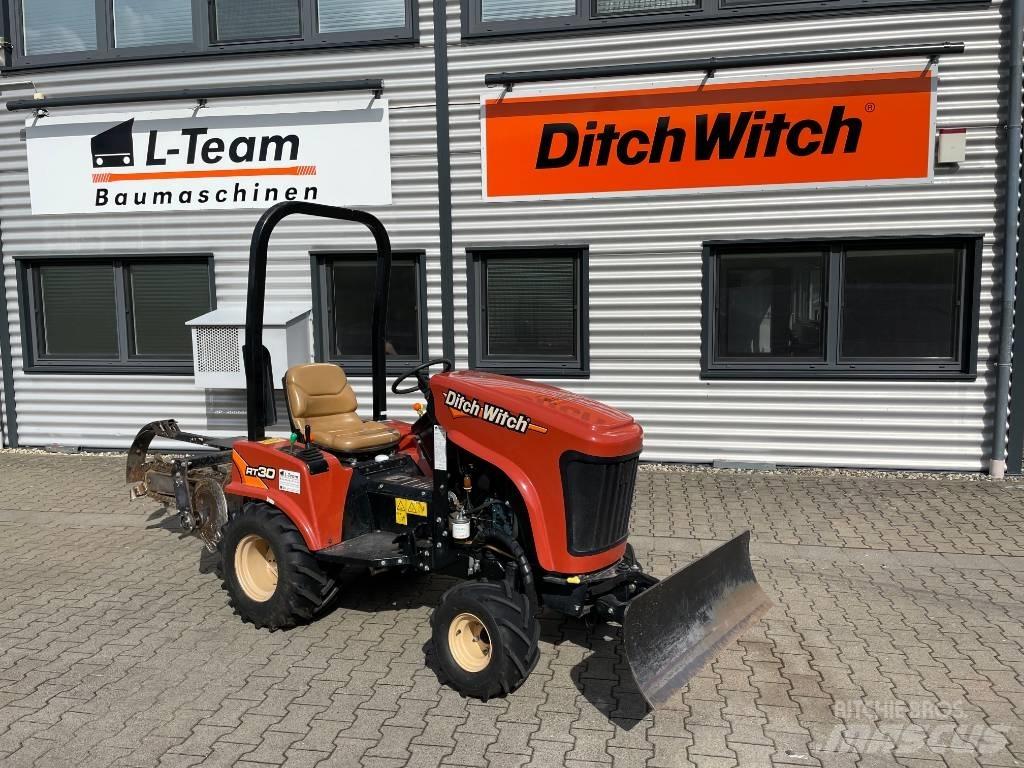 Ditch Witch RT 30 トレンチャー