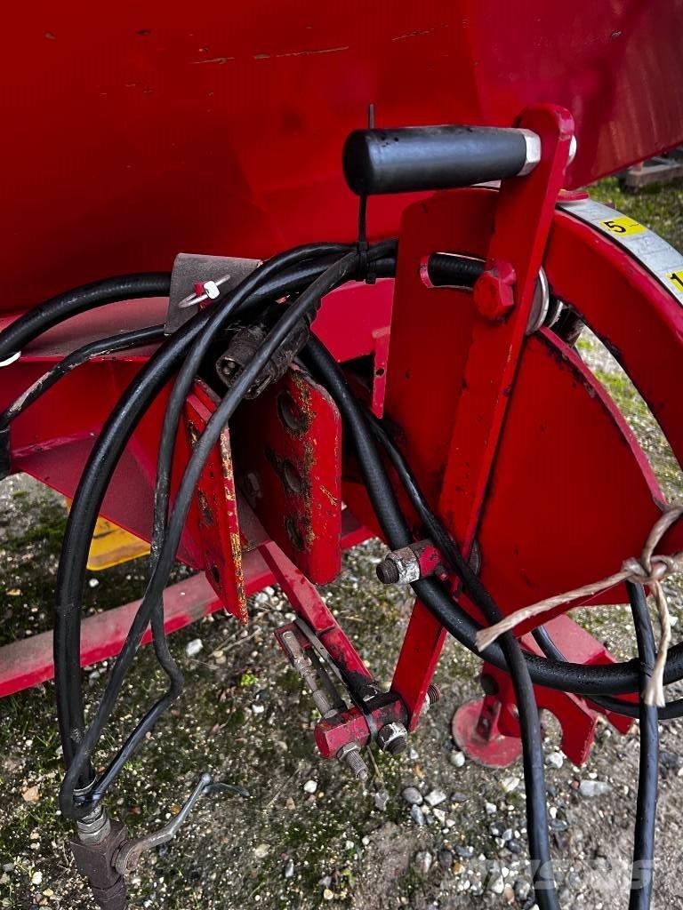 Bredal B 2 肥料散布機