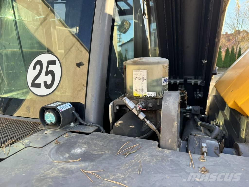 Mecalac 15 MWR ホイール式油圧ショベル（パワーショベル・ユンボ・バックホー）