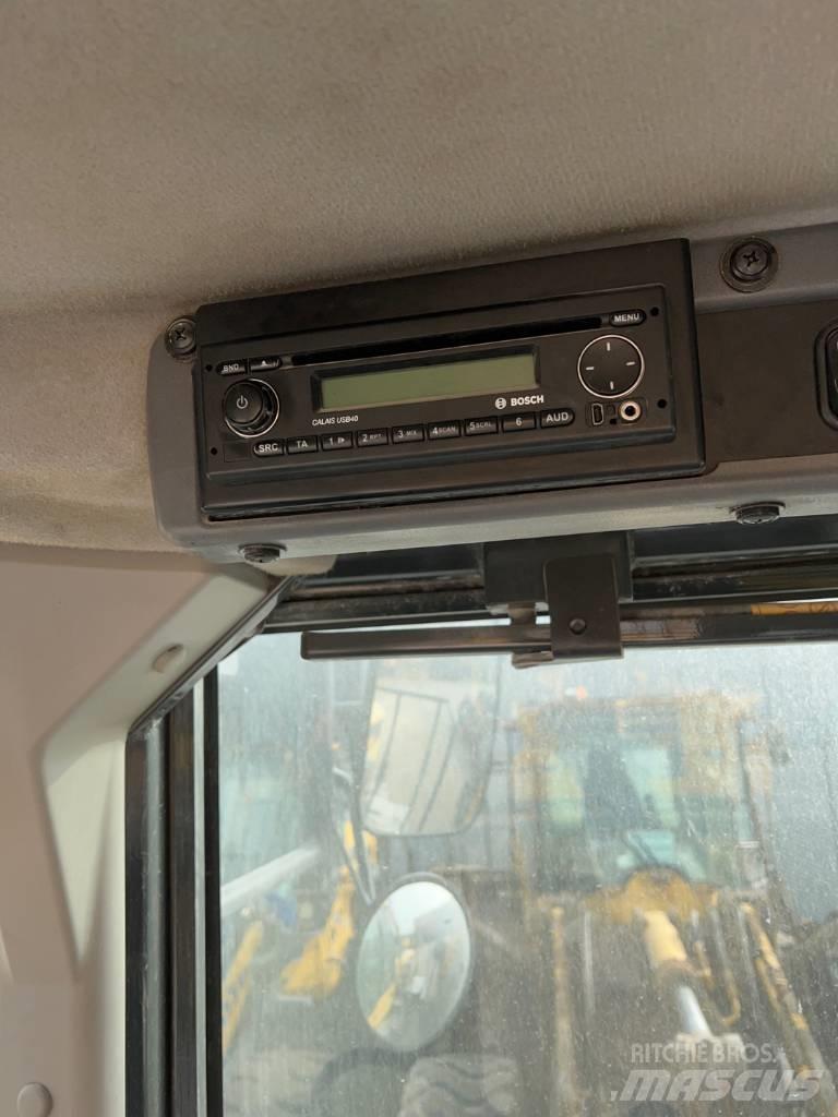 Komatsu WA 380-8 ホイールローダー・タイヤショベル