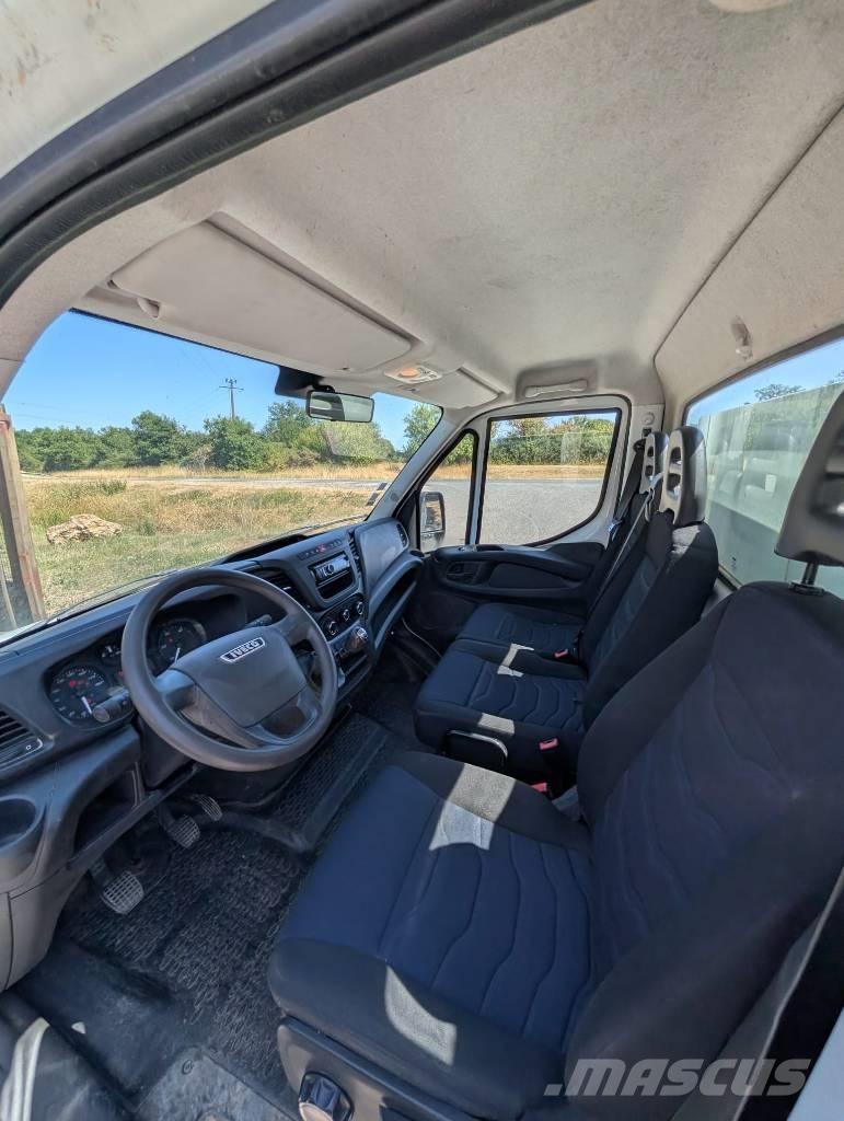 Iveco 35-12 ピックアップ／ドロップサイド