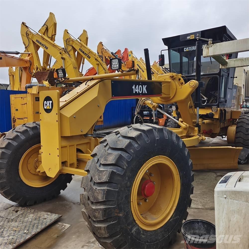 CAT 140 K モーターグレーダー