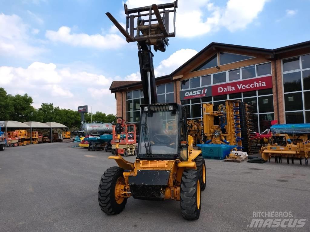 JCB 520-50 テレスコーピックハンドラー