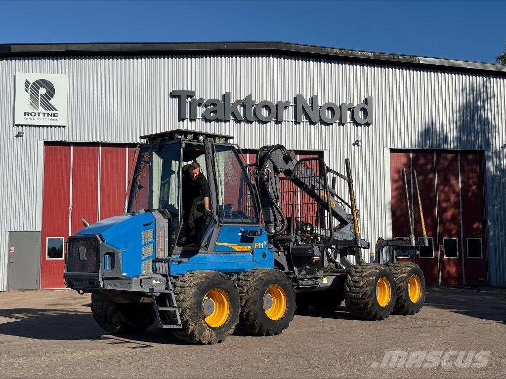 Rottne F11D フォワーダー