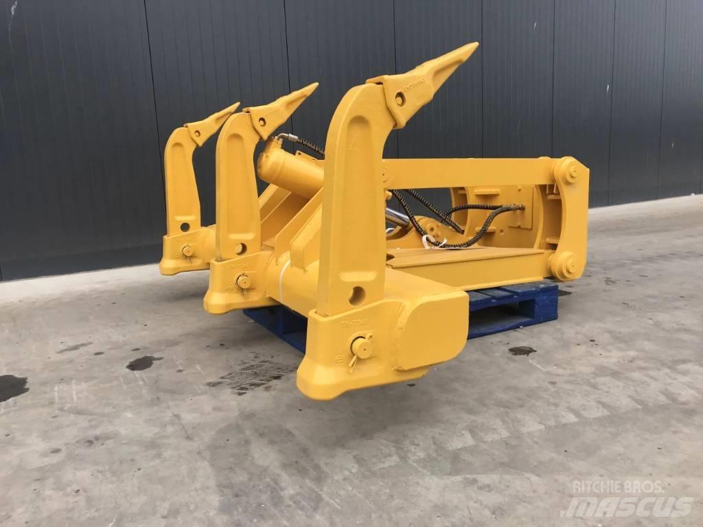 Komatsu D71 スカリファイヤ