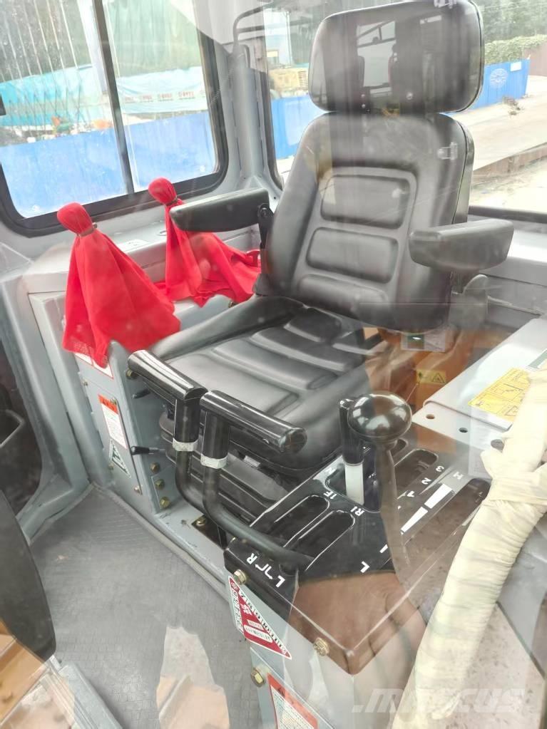 CAT D6G ブルドーザー